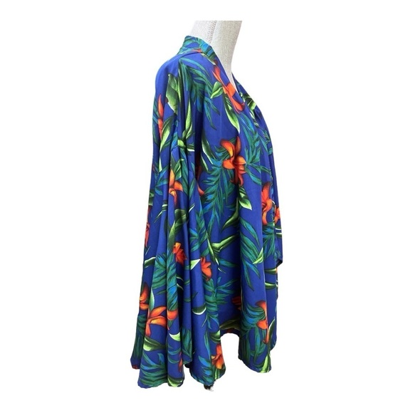 Boohoo Sapphire Blue Red Hibiscus
Waist  Kimono Jacket sz 10
Bell sleeves - Picture 6 of 13